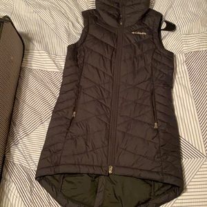 Women’s Columbia tunic length vest Medium, Black